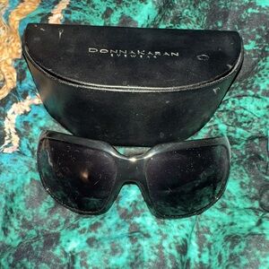 Vintage Donna Karen DK1061B Sunglasses